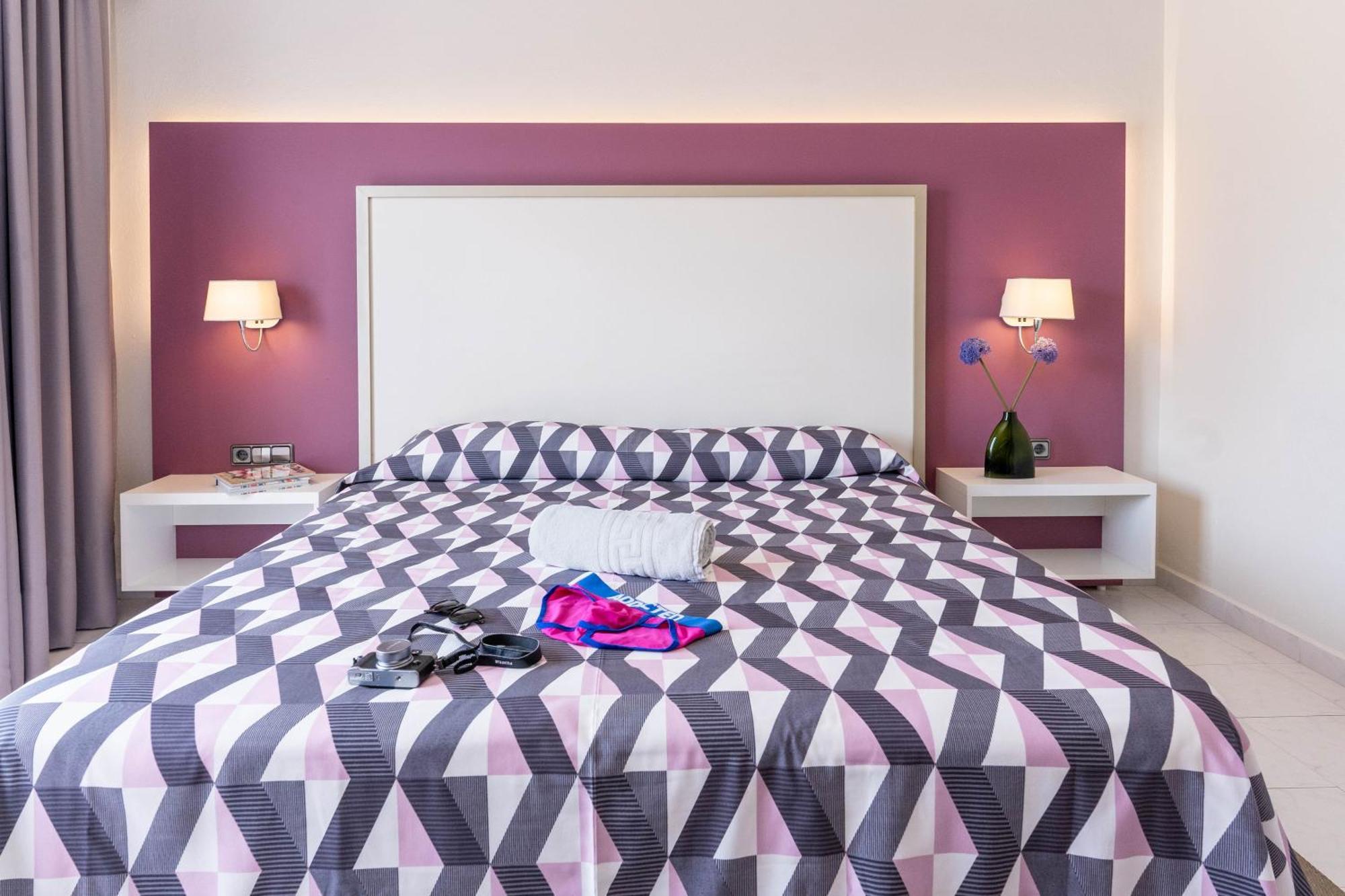 The Purple Hotel - Adults Only San Antonio  Phòng bức ảnh